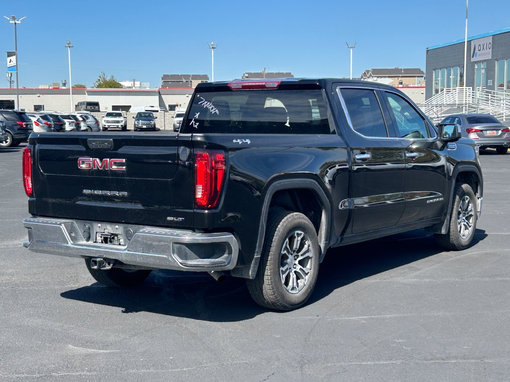 Used 2025 GMC Sierra 1500 SLT AWD/4WD image 3