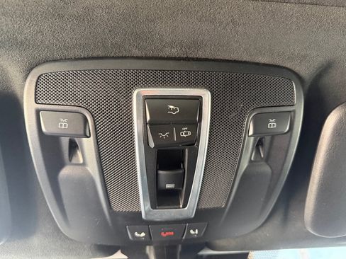 Used 2016 Mercedes-Benz G 550 image 19
