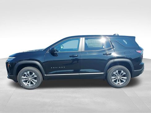 New 2027 Chevrolet Equinox LT FWD image 2