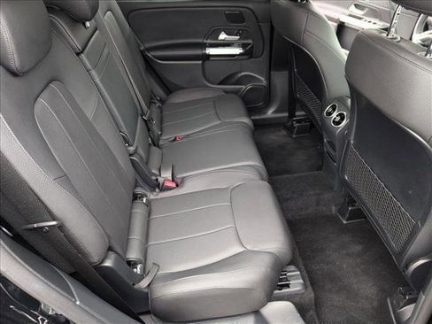 Certified 2025 Mercedes-Benz GLB 250 4MATIC image 18