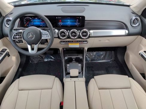 Certified 2022 Mercedes-Benz GLB 250 image 15