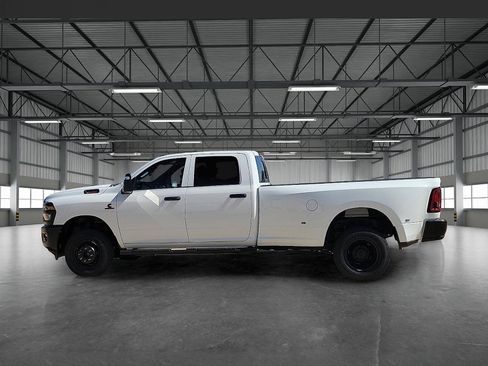 New 2026 RAM 3500 Tradesman image 2