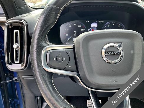 Used 2021 Volvo XC40 T5 R-Design w/ Climate Package AWD/4WD image 16