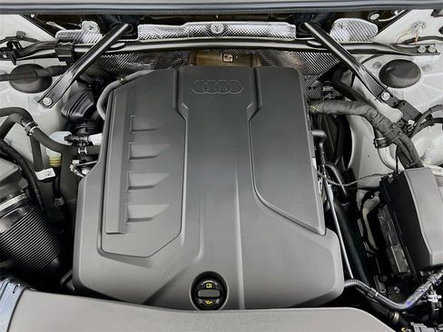 New 2025 Audi Q5 Premium Plus image 30