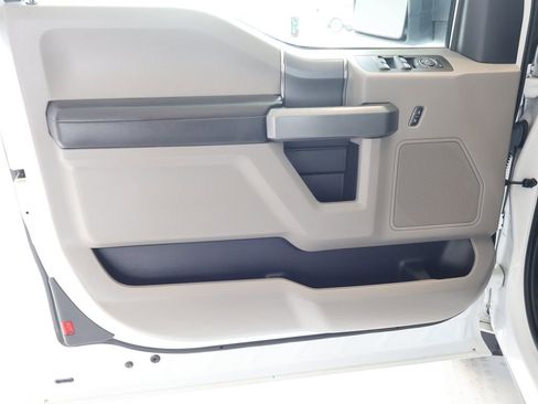 Used 2016 Ford F150 XLT w/ XTR Package image 10