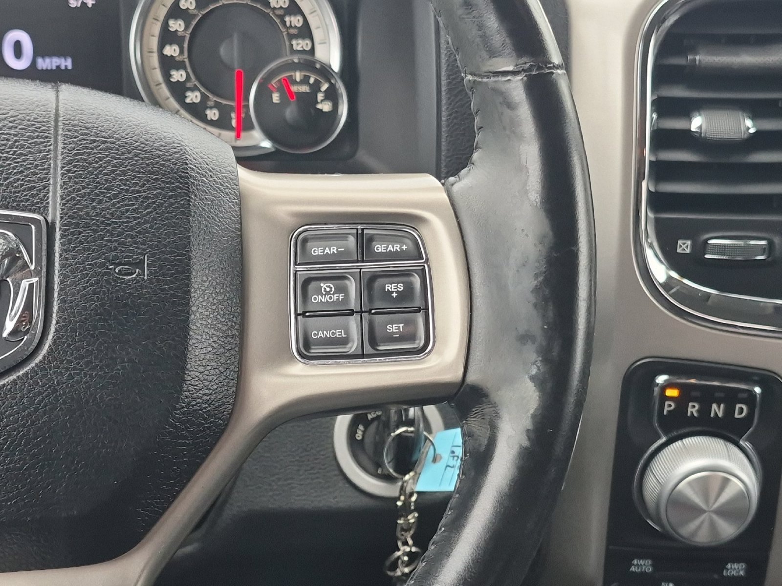 Used 2016 RAM 1500 Laramie AWD/4WD image 19