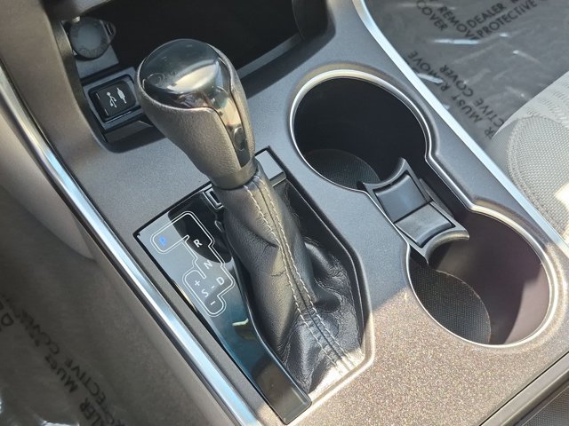 Used 2016 Toyota Camry LE FWD image 12