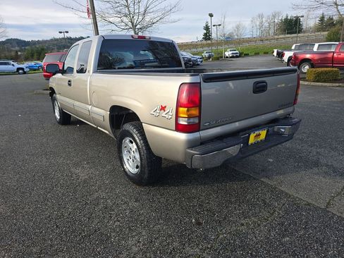 Used 2000 Chevrolet Silverado 1500 LS image 4