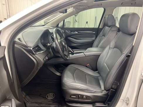 Used 2020 Buick Enclave Essence w/ Sport Touring Edition AWD/4WD image 20