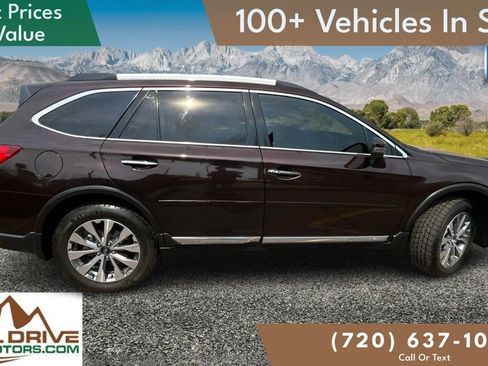 Used 2017 Subaru Outback 3.6R Touring AWD/4WD image 4