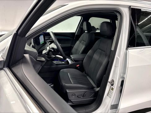 Certified 2025 Audi Q5 Premium AWD/4WD image 26