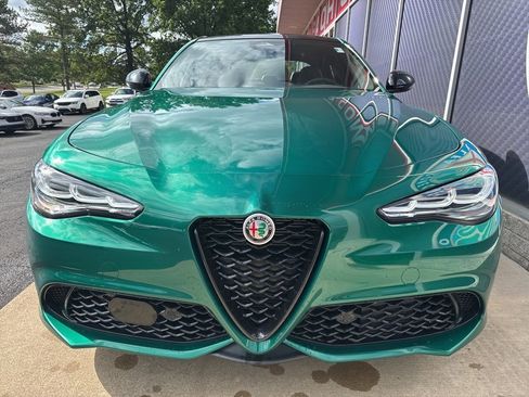 New 2025 Alfa Romeo Giulia AWD w/ Driving Assist Package image 4