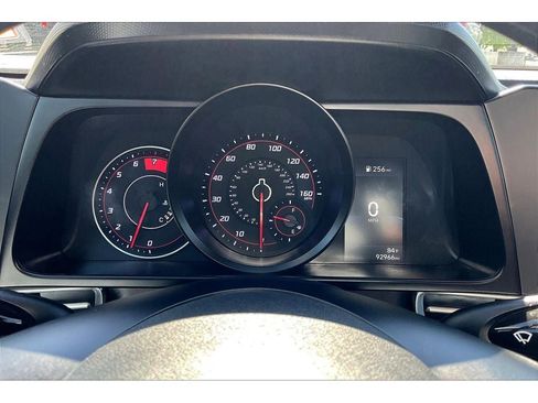 Used 2021 Hyundai Elantra SEL image 20