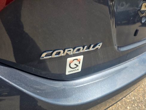 Used 2019 Toyota Corolla LE FWD image 11