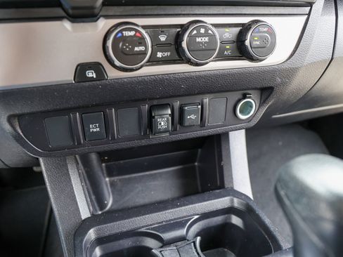 Certified 2023 Toyota Tacoma SR5 RWD image 25
