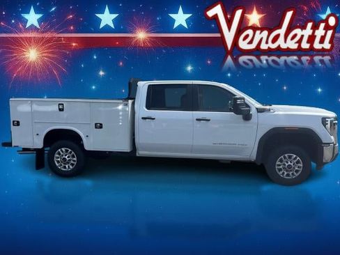 New 2026 GMC Sierra 2500 Pro w/ Convenience Package AWD/4WD image 4