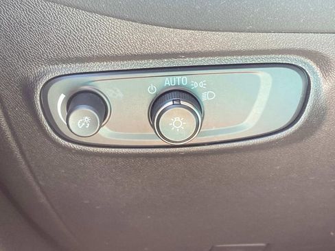 Certified 2024 Chevrolet Equinox LS w/ LS Convenience Package image 27