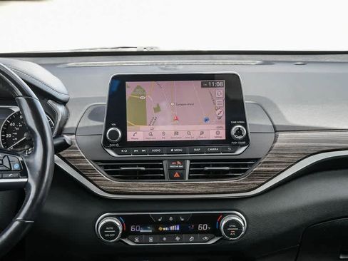 Used 2021 Nissan Altima 2.5 Platinum AWD/4WD image 11