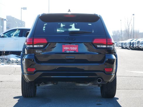 Used 2019 Jeep Grand Cherokee Altitude image 6