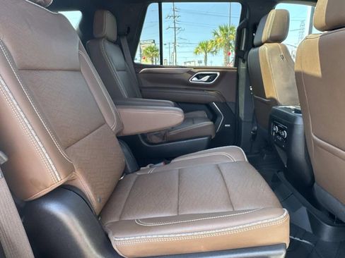 Used 2022 Chevrolet Tahoe High Country image 10