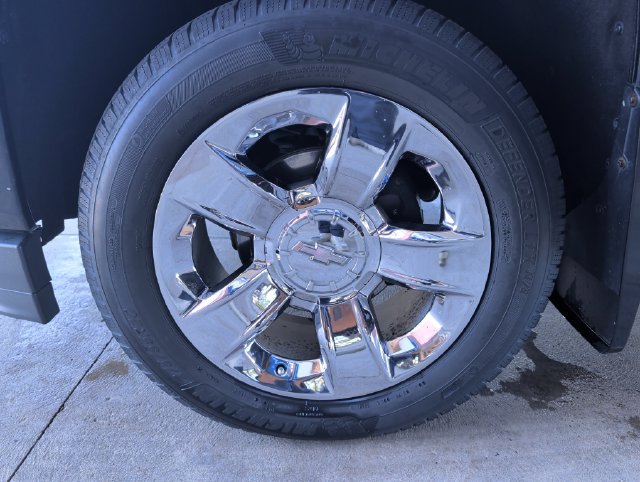 Used 2018 Chevrolet Silverado 1500 LT w/ All Star Edition AWD/4WD image 25
