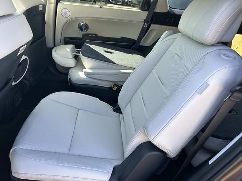 New 2026 Hyundai Palisade Calligraphy FWD image 20