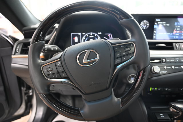 Used 2021 Lexus ES 250 w/ Premium Package AWD/4WD image 24
