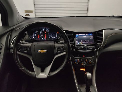 Used 2022 Chevrolet Trax LT w/ Driver Confidence Package AWD/4WD image 22