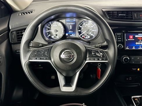 Used 2019 Nissan Rogue S image 20