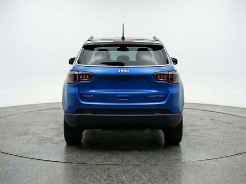 Used 2025 Jeep Compass Limited AWD/4WD image 7