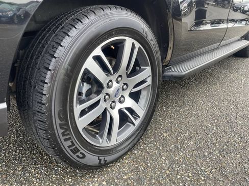 Used 2024 Ford Expedition Max Limited AWD/4WD image 16