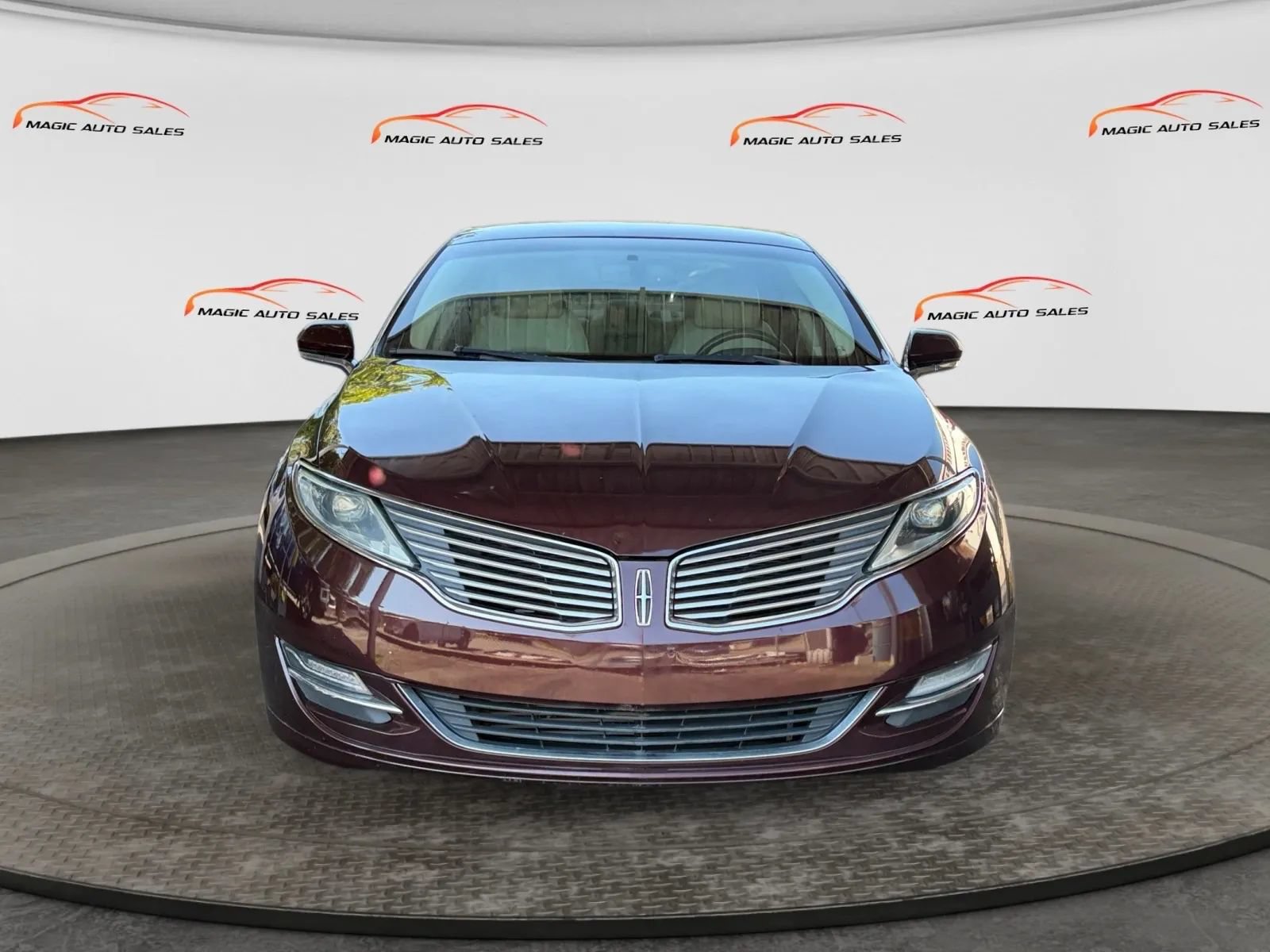 Used 2013 Lincoln MKZ FWD image 3