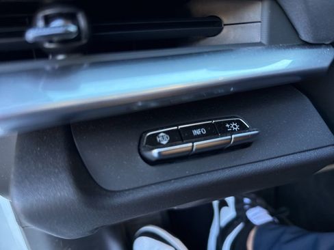 Used 2022 Chevrolet Corvette Stingray Preferred Conv w/ Z51 Performance Package image 41