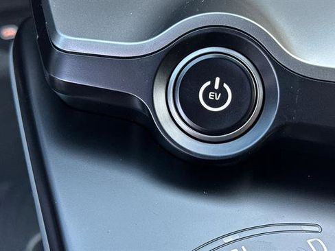 New 2025 Kia EV6 Wind image 25