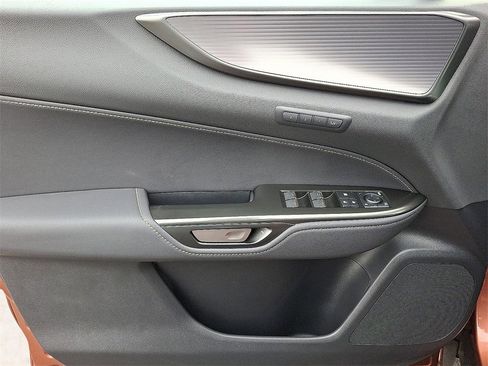 Used 2025 Lexus NX 450h+ F Sport image 13