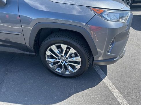 Used 2019 Toyota RAV4 XLE Premium w/ Cold Weather Package AWD/4WD image 12