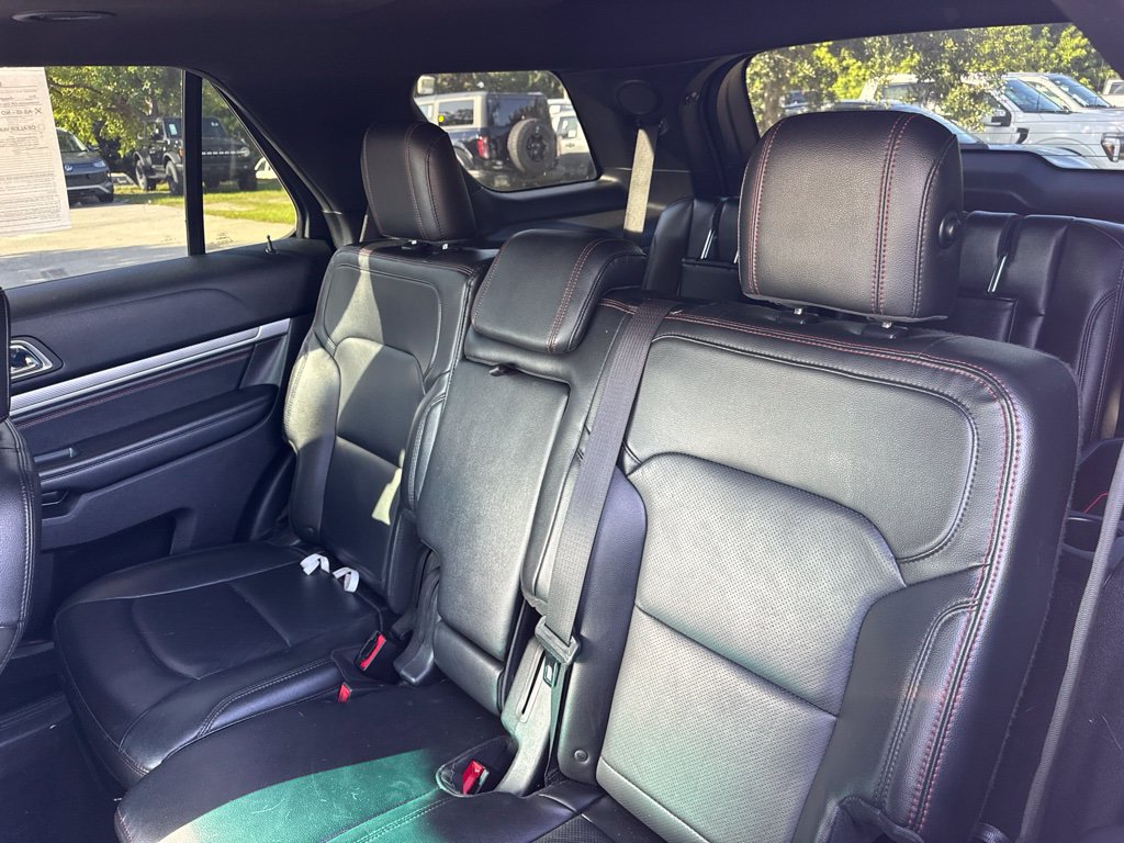 Used 2016 Ford Explorer Sport w/ Equipment Group 401A AWD/4WD image 11