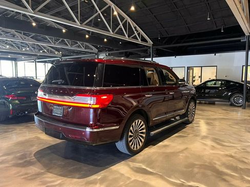 Used 2019 Lincoln Navigator Reserve AWD/4WD image 5