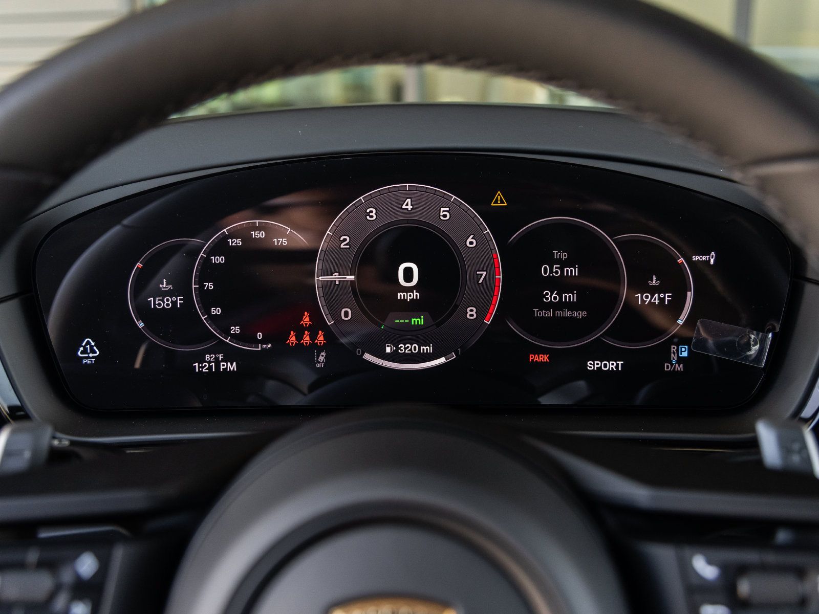 Certified 2025 Porsche Cayenne E-Hybrid Coupe AWD/4WD image 27