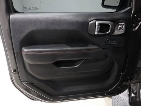 Used 2019 Jeep Wrangler Unlimited Rubicon image 12