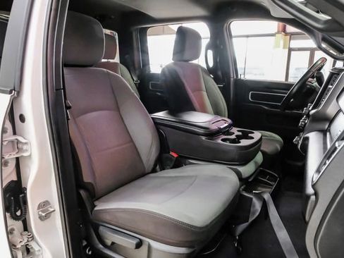 Used 2024 RAM 2500 Big Horn image 33