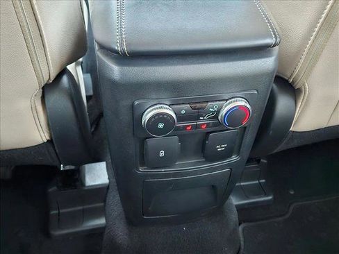 Used 2022 Ford Explorer Limited w/ Equipment Group 301A image 17