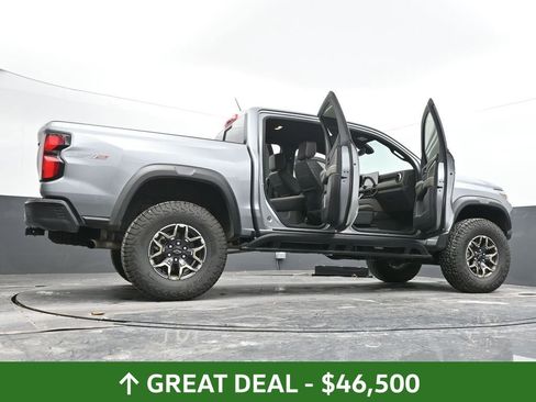 Used 2024 Chevrolet Colorado ZR2 w/ ZR2 Convenience Package III image 76