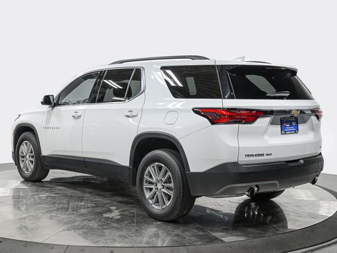 Used 2023 Chevrolet Traverse LT w/ LPO, Floor Liner Package AWD/4WD image 4