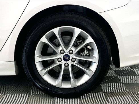 Used 2020 Ford Fusion SE image 8