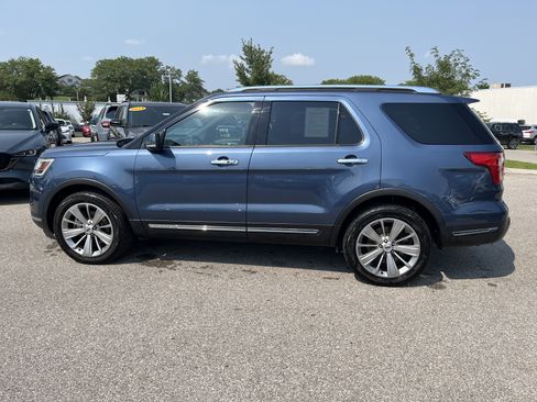 Used 2018 Ford Explorer Limited AWD/4WD image 7