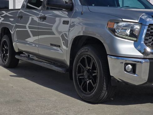 Used 2019 Toyota Tundra SR5 w/ SR5 Upgrade Package RWD image 39