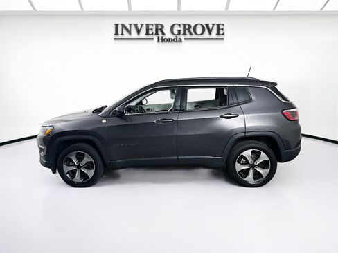 Used 2017 Jeep Compass Latitude w/ Popular Equipment Group AWD/4WD image 8