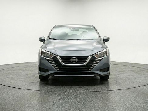 Used 2025 Nissan Versa SV FWD image 2