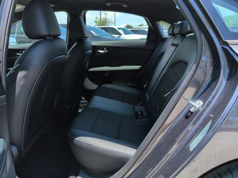 Used 2023 Kia Forte GT-Line w/ GT-Line Technology Package FWD image 14